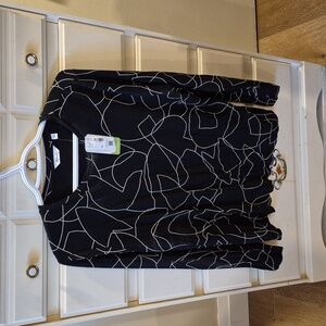 NWT Black Geometric Patterned Patterned Long Sleeve Tee